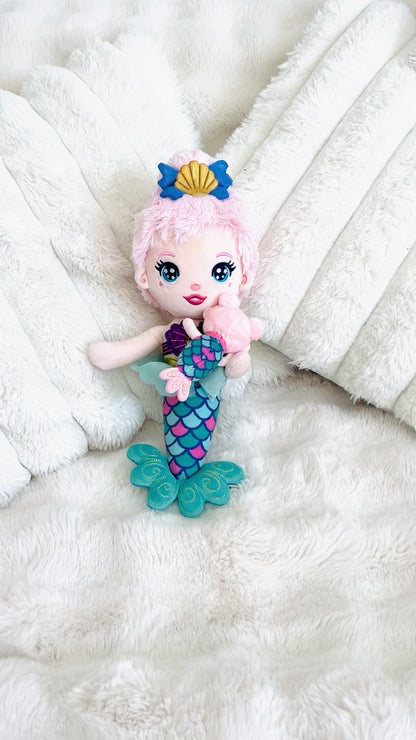 Mama Glimmer and Baby Breastfeeding Seaglimmers™ Mermaid Doll Set